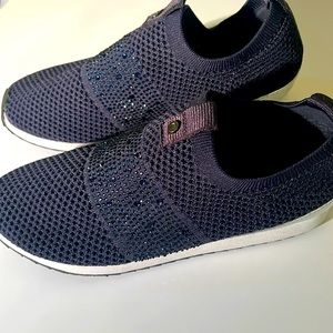 NWT Girls Navy Mini Janario Carvela  Slip On Embellished Sneakers
